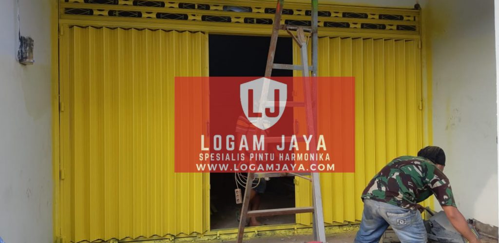 Jasa Pintu Harmonika Makassar Terbaik & Tahan Lama Jasa pintu harmonika makassar terbaik 1024x498 - Jasa Pintu Harmonika Makassar Terbaik & Tahan Lama