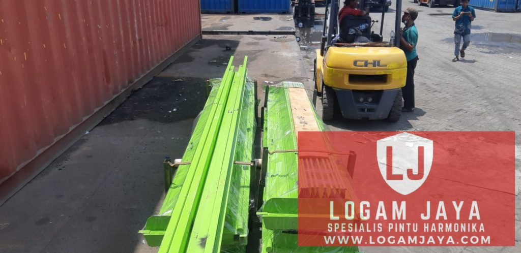 Jasa Pintu Harmonika Makassar Terbaik & Tahan Lama Jasa pintu harmonika makassar terpercaya 1024x498 - Jasa Pintu Harmonika Makassar Terbaik & Tahan Lama