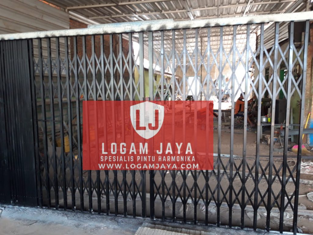 Jasa Pintu Harmonika Lombok Bergaransi jasa pintu harmonika Lombok berkualitas 1024x768 - Jasa Pintu Harmonika Lombok Bergaransi