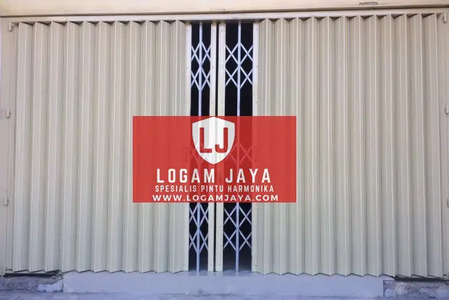 jasa-pintu-harmonika-ngawi-kualitas-terbaik-1 jasa pintu harmonika ngawi kualitas terbaik
